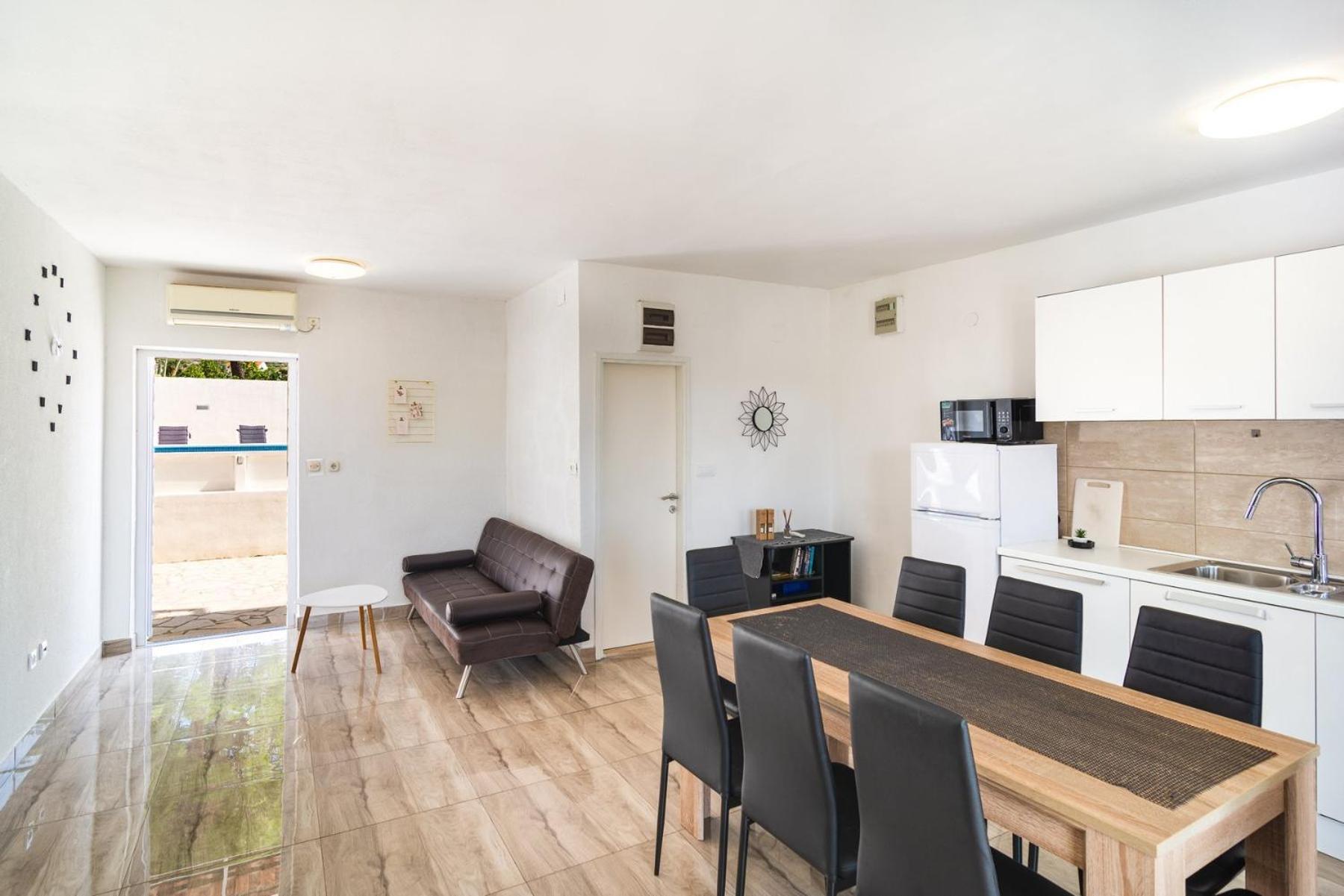 Sea-Views Brazza Apartments With Private Pool Milna  Luaran gambar